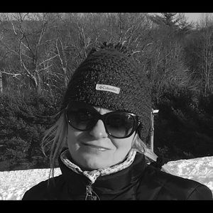 Meet your Posher, Edita